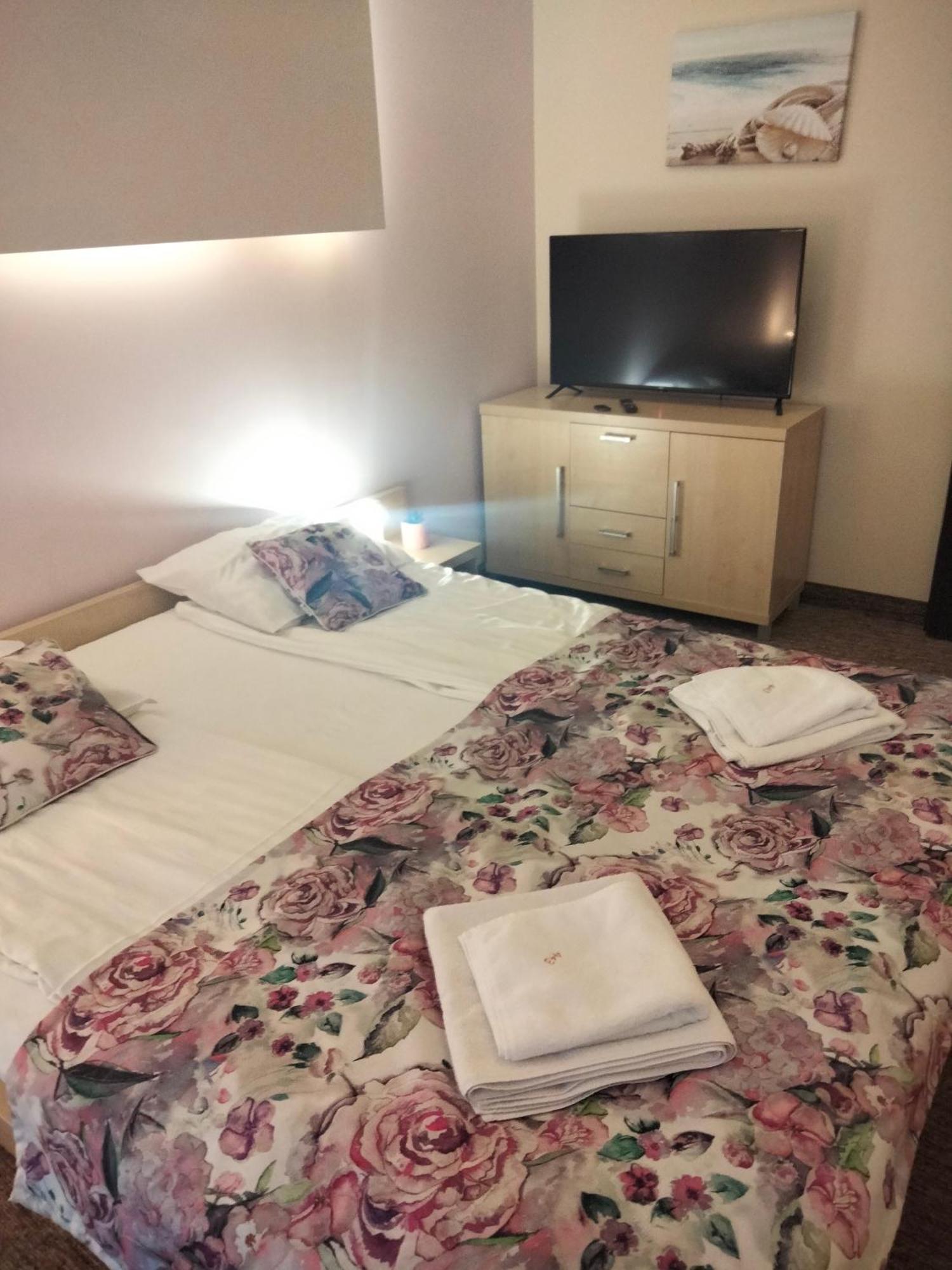 Apartamenty Prywatne W Hotelu Przy Plazy Diva Kołobrzeg Εξωτερικό φωτογραφία